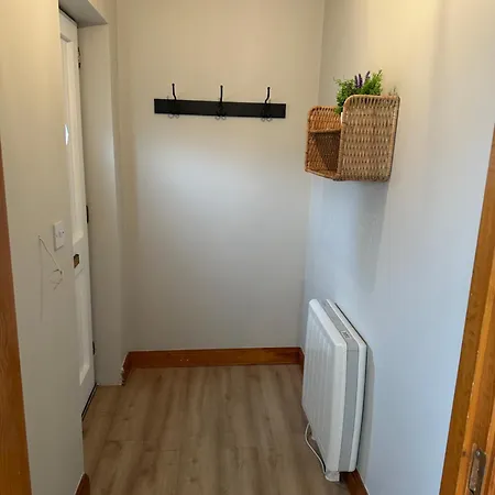 Nem Place, Modern Two-bedroom Close To Centre Apartmán *