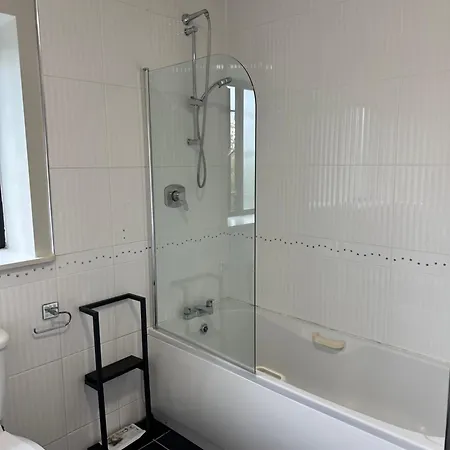 Nem Place, Modern Two-bedroom Close To Centre Apartmán Galway
