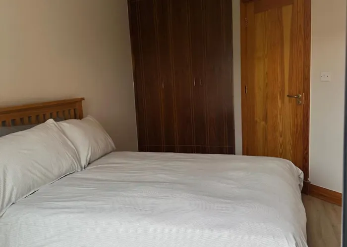 Nem Place, Modern Two-bedroom Close To Centre