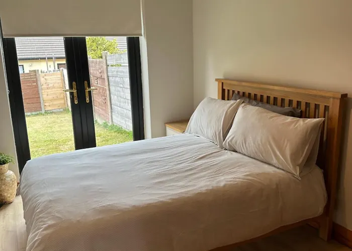 Nem Place, Modern Two-bedroom Close To Centre アパート ゴールウェイ