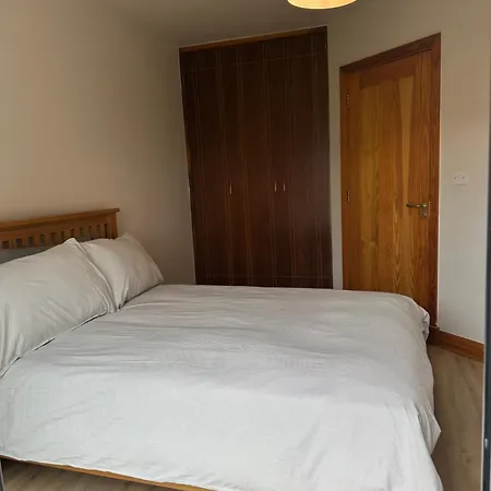 Nem Place, Modern Two-bedroom Close To Centre